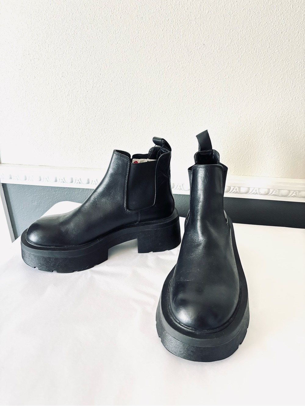 NWT Zara Black Leather Chelsea Ankle Boots Size 6.5